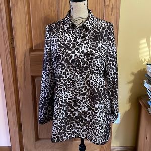 Studio Works women’s print shirt New With Tags